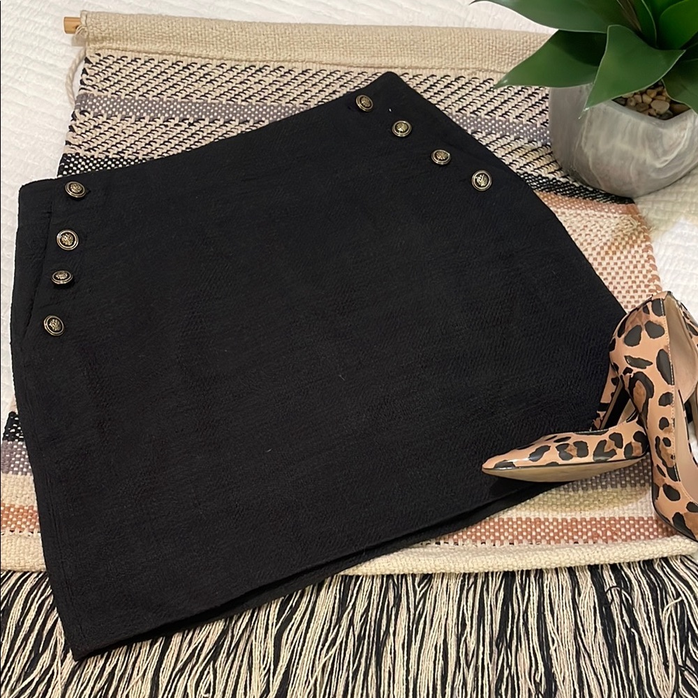 🖤NWOT🖤 LOFT Black Tweed Button-Detail Skirt